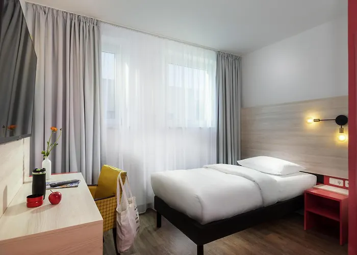 Greet Berlin AlexanderplatzSporthotels